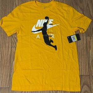 Nike Men's Yellow Air Graphic Tee